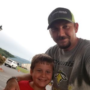 Meet your Posher, Devan